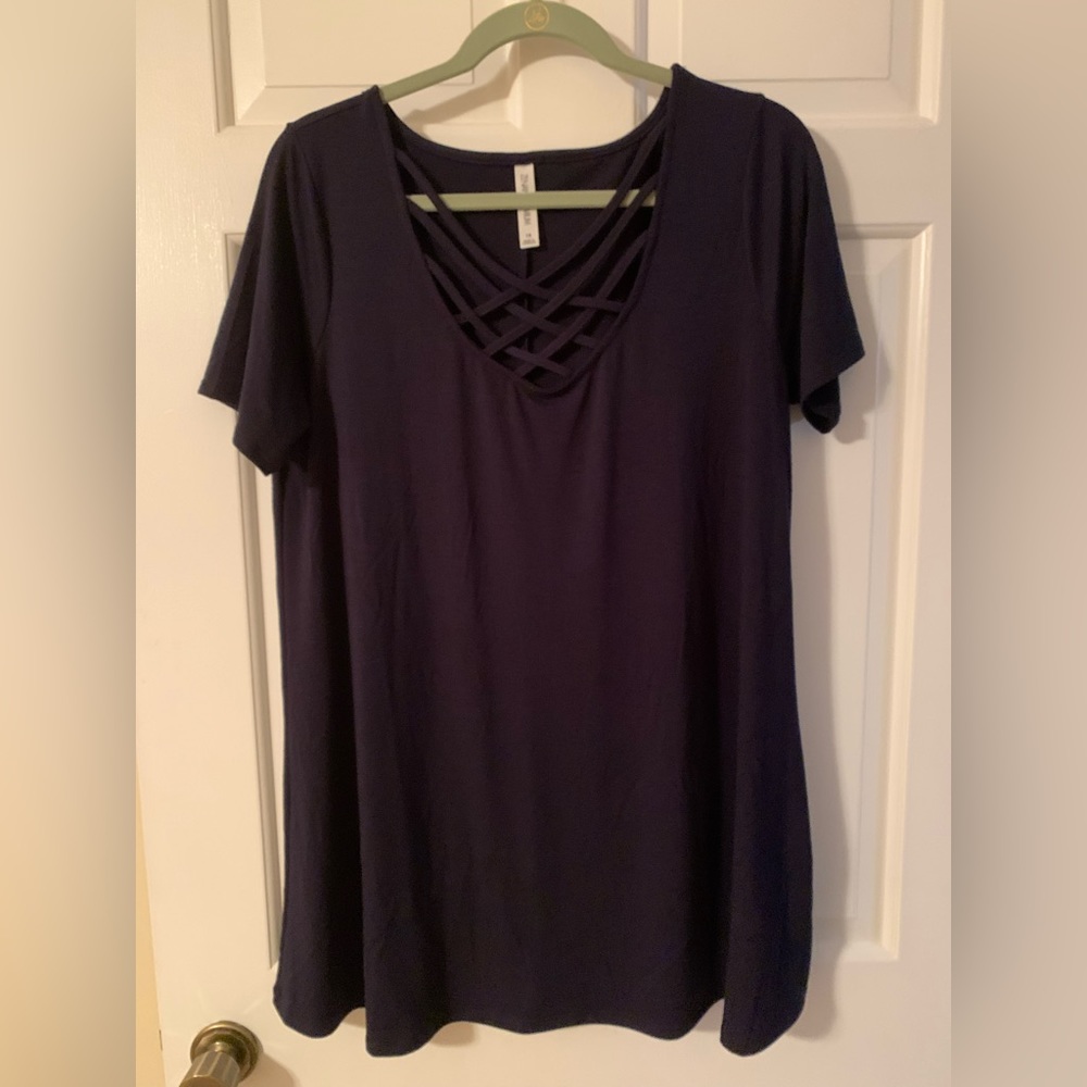 Zenana Premium criss cross short sleeve top, navy, 1X
